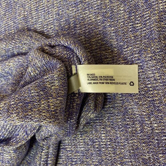 GAP Knit Purple Infinity Scarf with White & Gold Metallic Threads - Picture 4 of 5